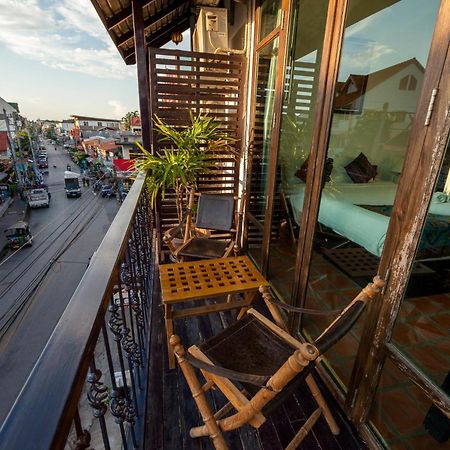 Hotel The Travellers Arms Čiang Mai Exteriér fotografie
