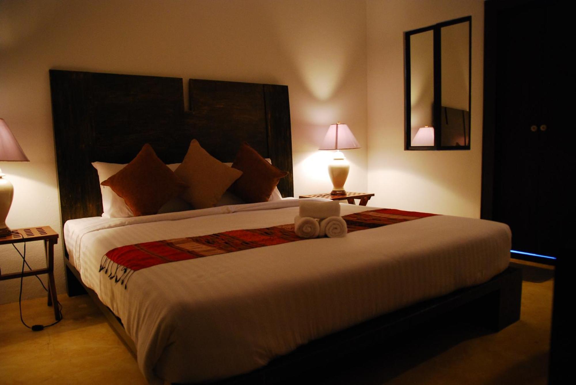 Hotel The Travellers Arms Čiang Mai Exteriér fotografie